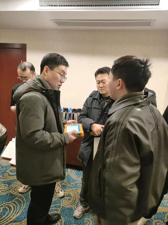 普創(chuàng)時訊 |普創(chuàng)高精度數(shù)據(jù)采集研討會——株洲站成功舉辦(圖2) 2 拷貝.jpg